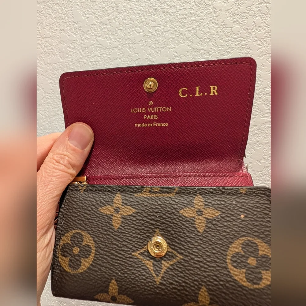 Louis Vuitton Key Holder in Monogram canvas